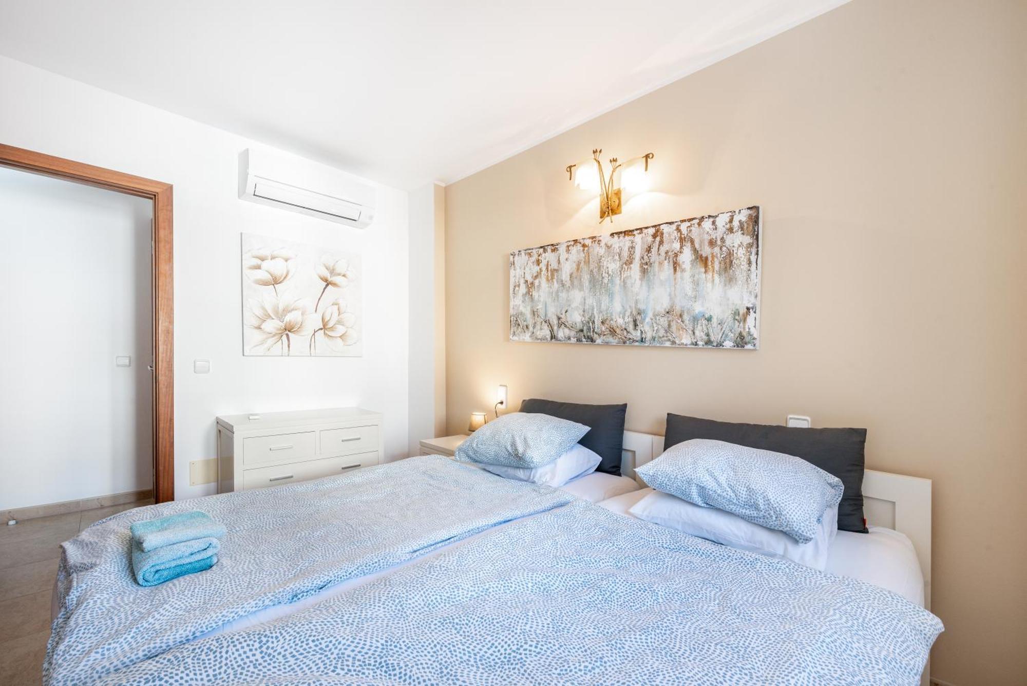 Meerblick Apartment 3- Hafen Porto Cristo 120m zum Strand Exterior foto